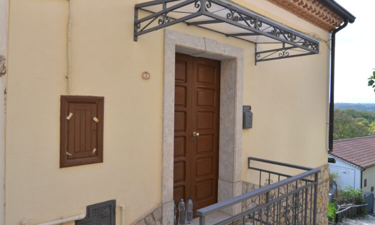 Casa nel borgo medievale di Rocca San Felice 2590 - Tutte le immagini