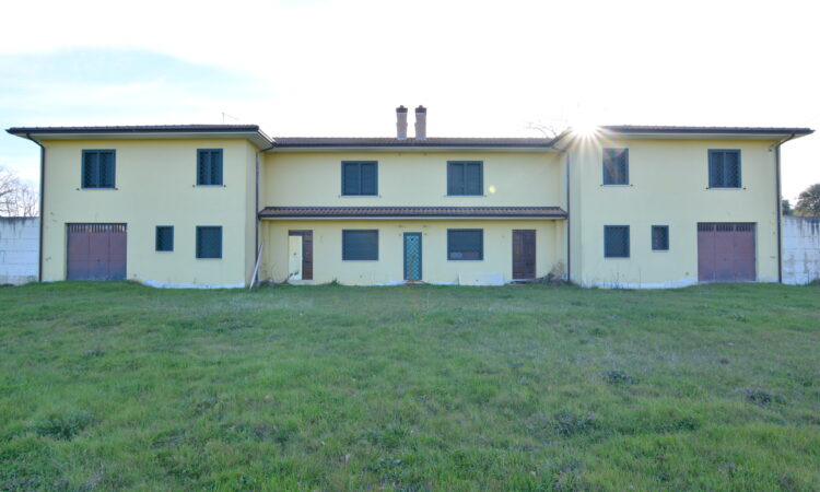 Casa bifamiliare con terreno a Paternopoli 2594 - Tutte le immagini