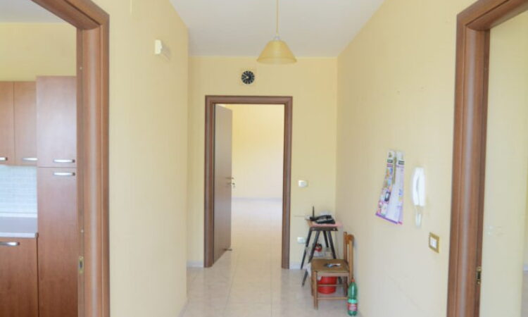 Casa indipendente con terreno a Sant&rsquo;Angelo dei Lombardi 2621 - Tutte le immagini
