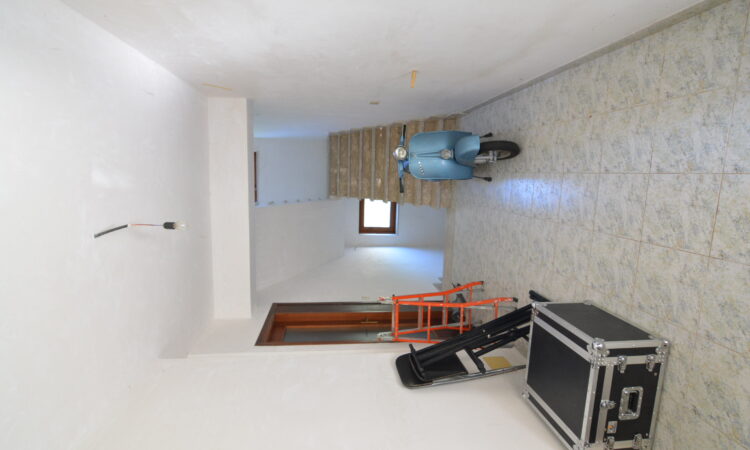 Casa con entrata indipendente a Teora 2646 - Tutte le immagini