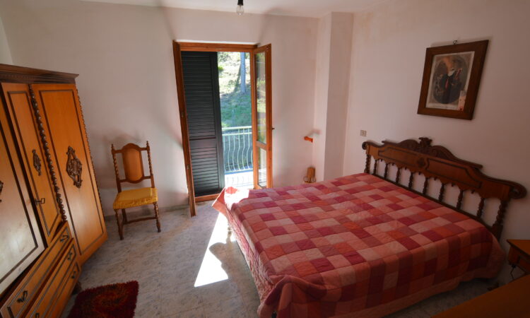 Casa con entrata indipendente a Teora 2646 - Tutte le immagini
